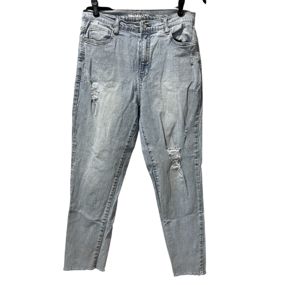 WALLFLOWER Juniors 11 Ripped Destroyed High Rise Mom Blue Jeans 26” Inseam